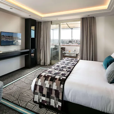 Bw Premier Collection Mondial Hotel 4*