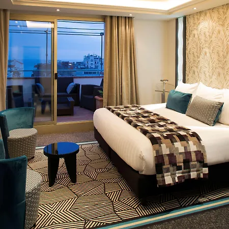 Bw Premier Collection Mondial Hotel 4*