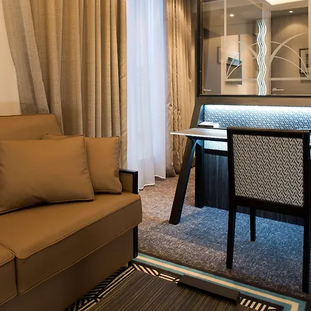 Hotel Bw Premier Collection Mondial 4*